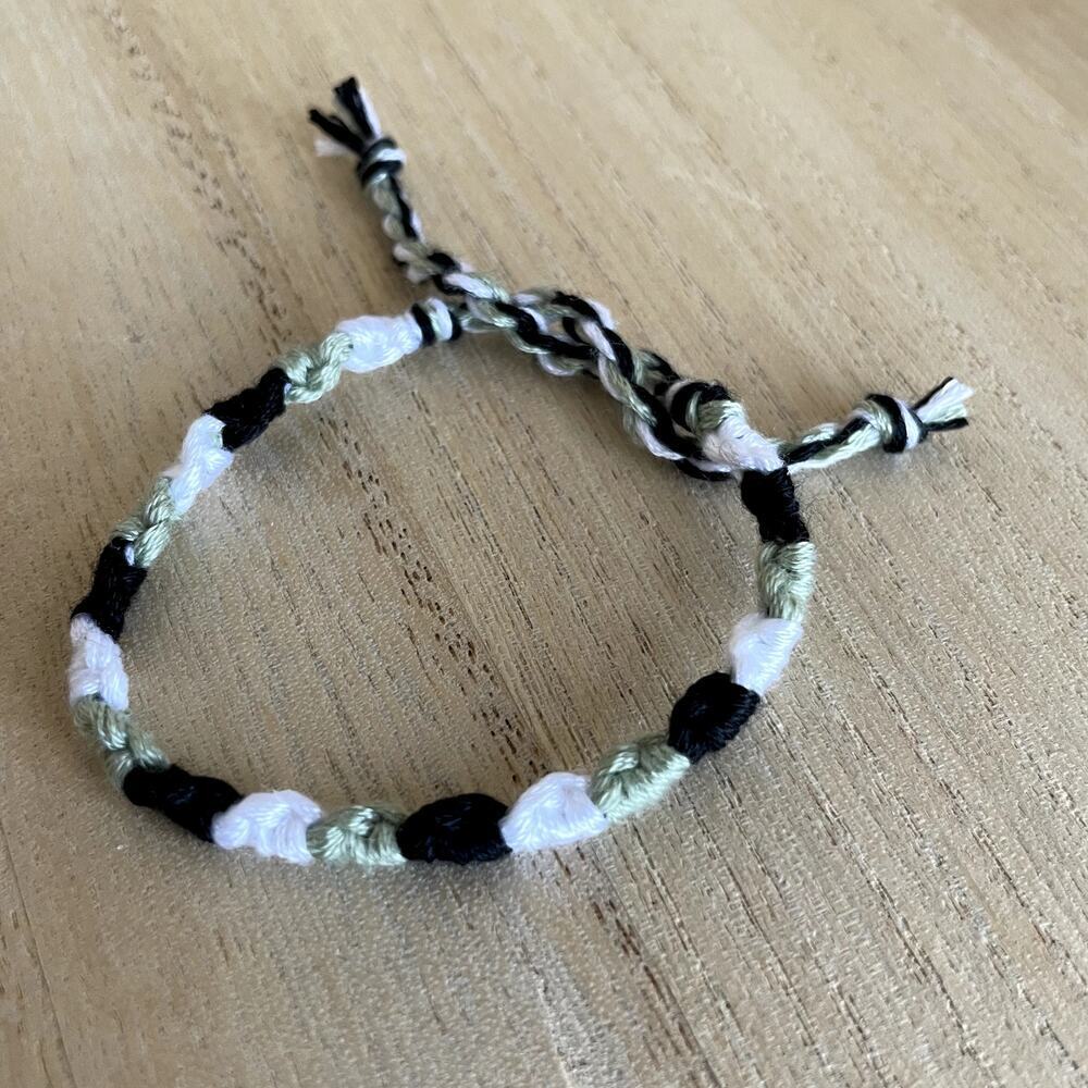 Shona Bracelet, anklet, trendy, comfortable, tie, embroidery thread, woven, gift